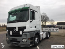 Mercedes Actros 1844