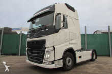 trattore Volvo