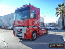 Renault Magnum