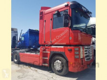 tracteur Renault MAGNUM