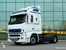 ciągnik siodłowy Volvo