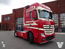 Mercedes Actros 1845