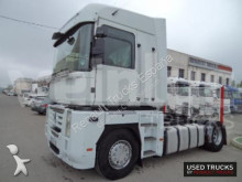 Renault Magnum