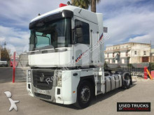 Renault Magnum