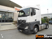 Mercedes Actros