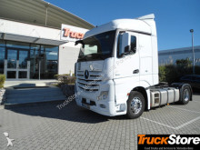 Mercedes Actros