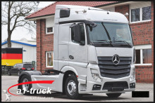 Mercedes Sattelzugmaschine