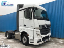 Mercedes Actros 1842