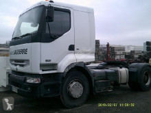 Renault Lander 420 DCI tractor unit