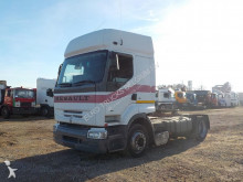 Renault Premium 400