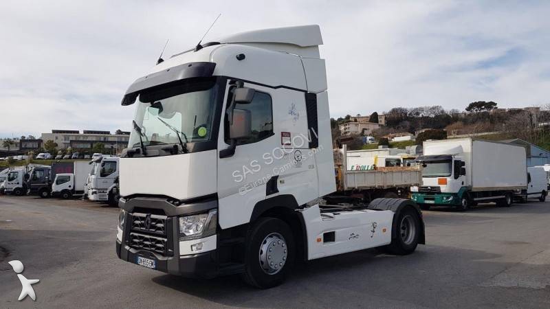 Voir les photos Tracteur Renault