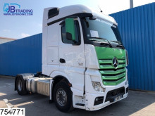 Mercedes Actros 1845