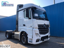 Mercedes Actros 1842