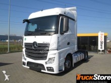 Mercedes Actros 1845