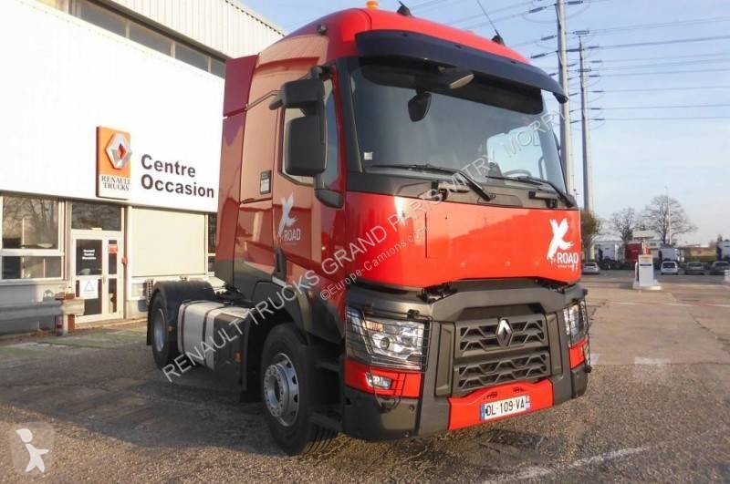 Voir les photos Tracteur Renault