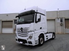 Mercedes Actros 1851