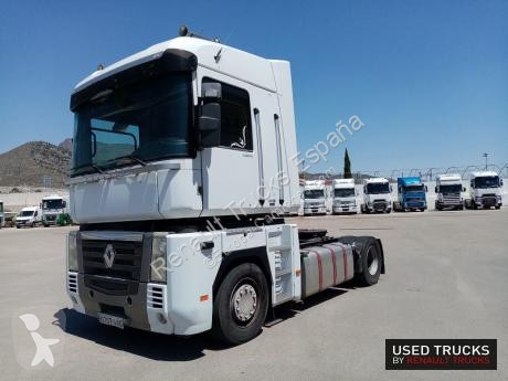 Voir les photos Tracteur Renault