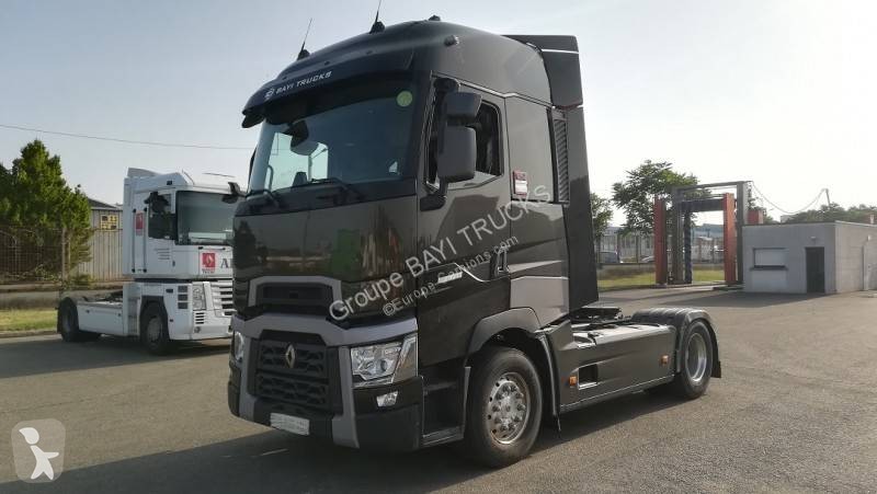 Voir les photos Tracteur Renault