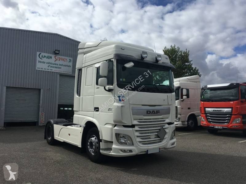 Voir les photos Tracteur DAF
