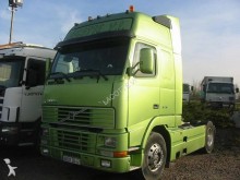 Volvo FH16 520 tractor unit