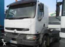 trattore Renault Kerax 420