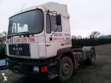 MAN 19.322 tractor unit