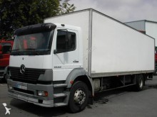 camión Mercedes Atego 1828