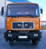 camión MAN 33.372