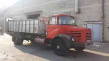 Renault tipper truck