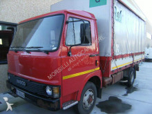 camião Iveco 79-2