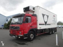 camión Volvo FM12 420