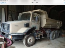 Renault tipper truck