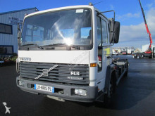 camion porte containers Volvo