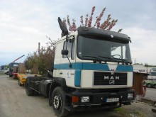 camión MAN F90 19.322