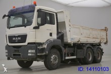 camion benne MAN