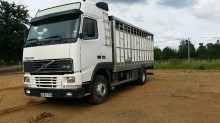 camión para ganado Volvo