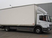 camion fourgon polyfond Mercedes