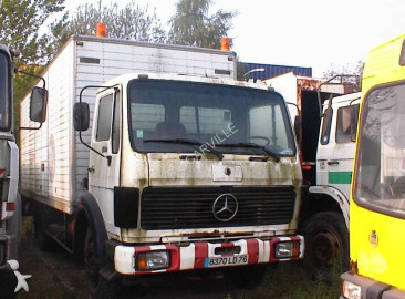 otros camiones Mercedes