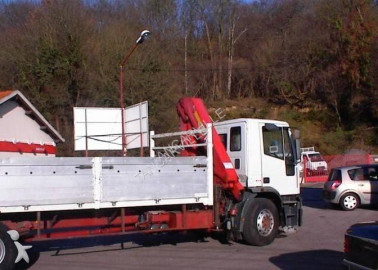 camión caja abierta estándar Iveco