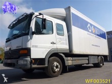 camion fourgon Mercedes