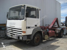 camion polybenne Renault