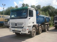 camion benne Mercedes