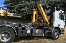 Mercedes hook lift truck
