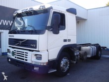 camion châssis Volvo
