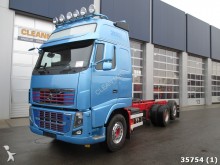 camión chasis Volvo