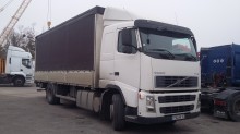 camion fourgon Volvo