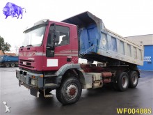camión volquete Iveco