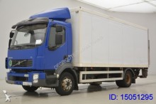 camion fourgon Volvo
