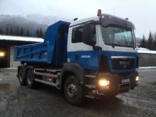 camion polybenne MAN