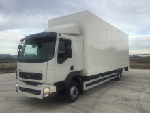 camión Volvo FL6 240
